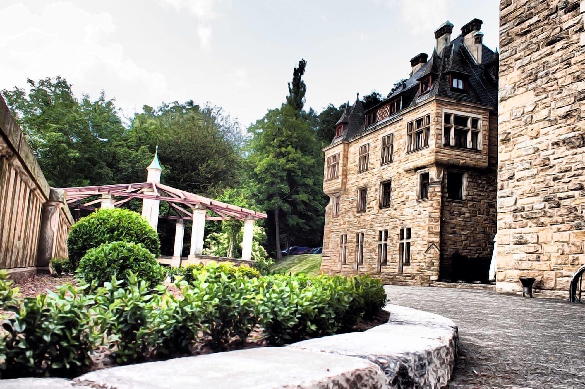 Schloss Hotel Wolfsbrunnen Schwebda Exterior foto